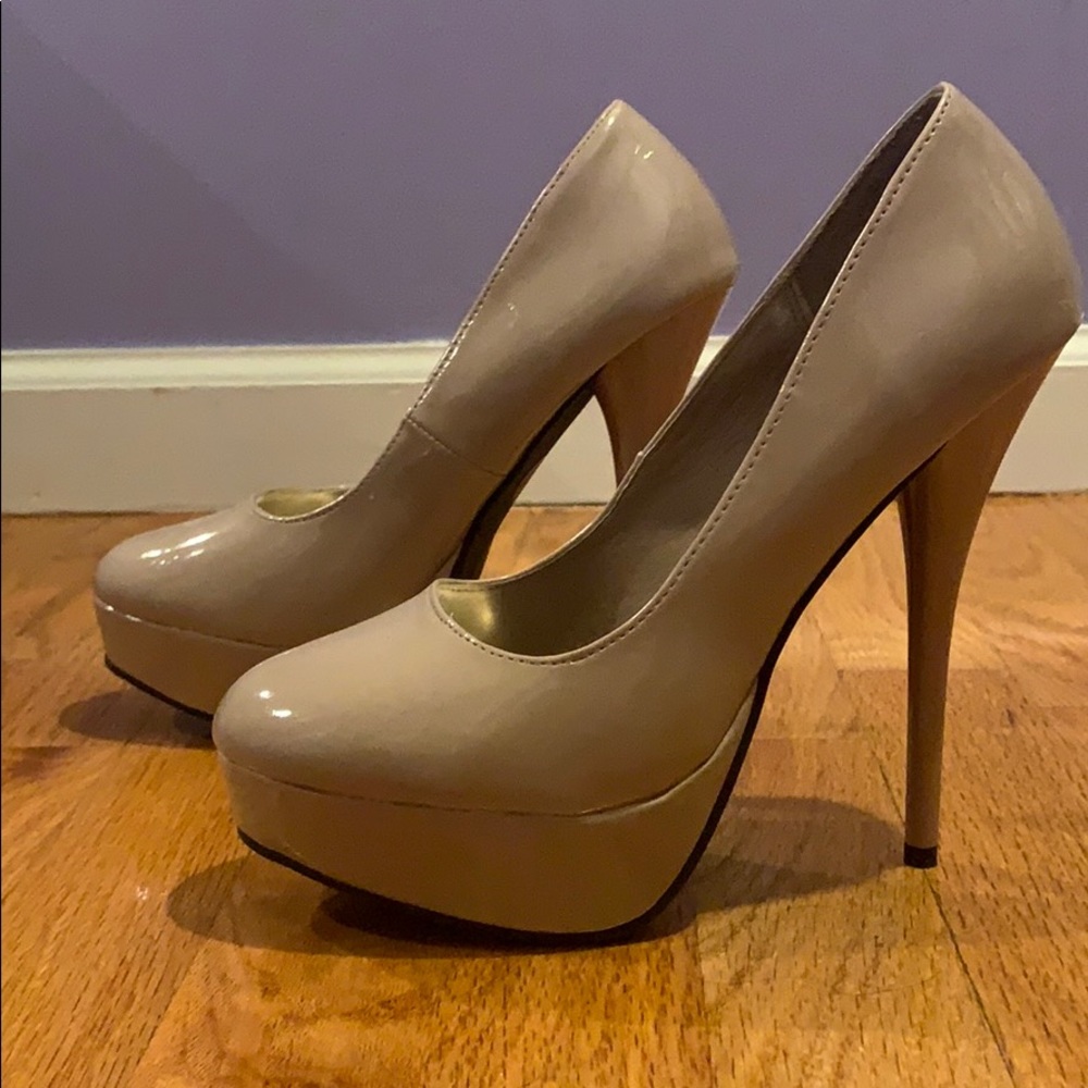 Platform Heels - Picture 2 of 3